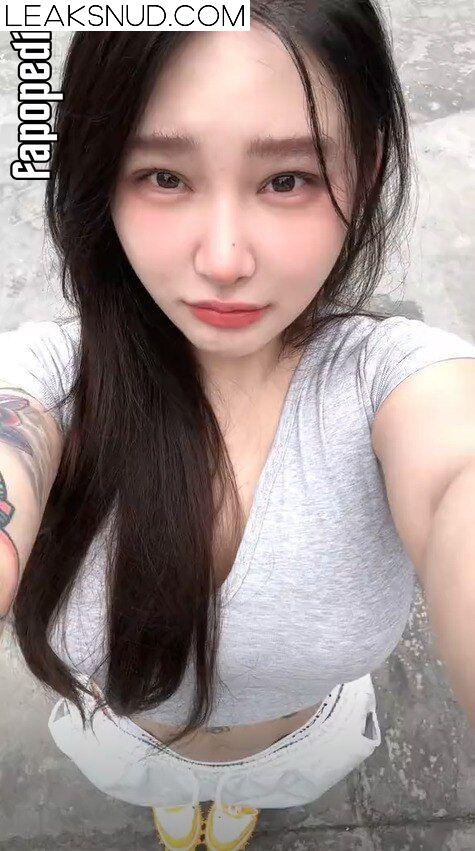 Hitomi Songyuxin Erome Nude Onlyfans