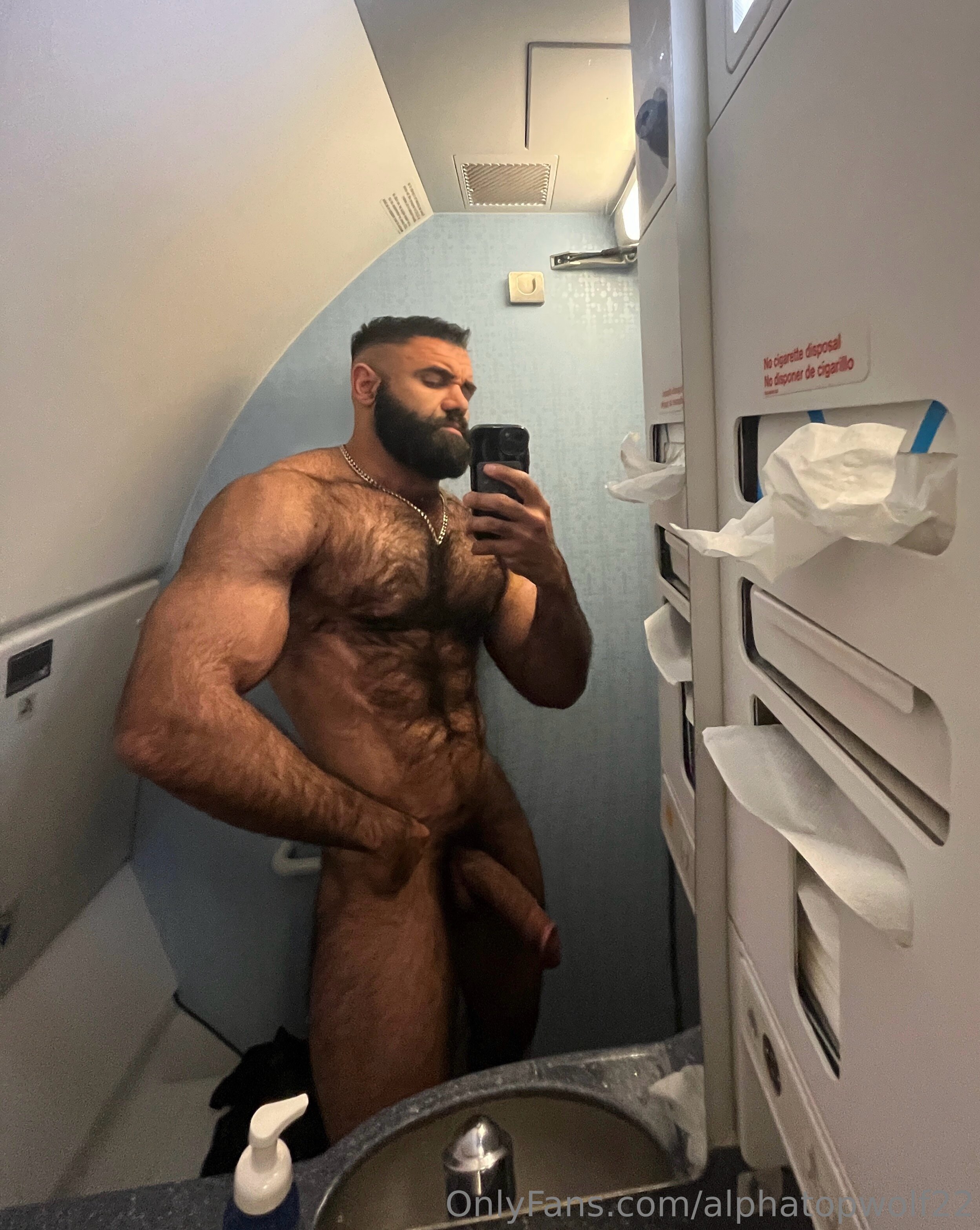 alphatopwolf22 Erome Nude Onlyfans