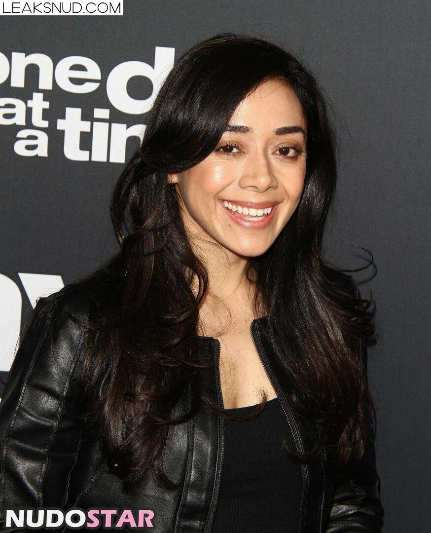 Aimee Garcia / aimeegarcia4realz Nude Leaks Photo 24