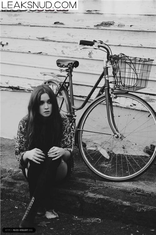 Alice Allegra Englert / aliceenglert.actual Nude Leaks Photo 24