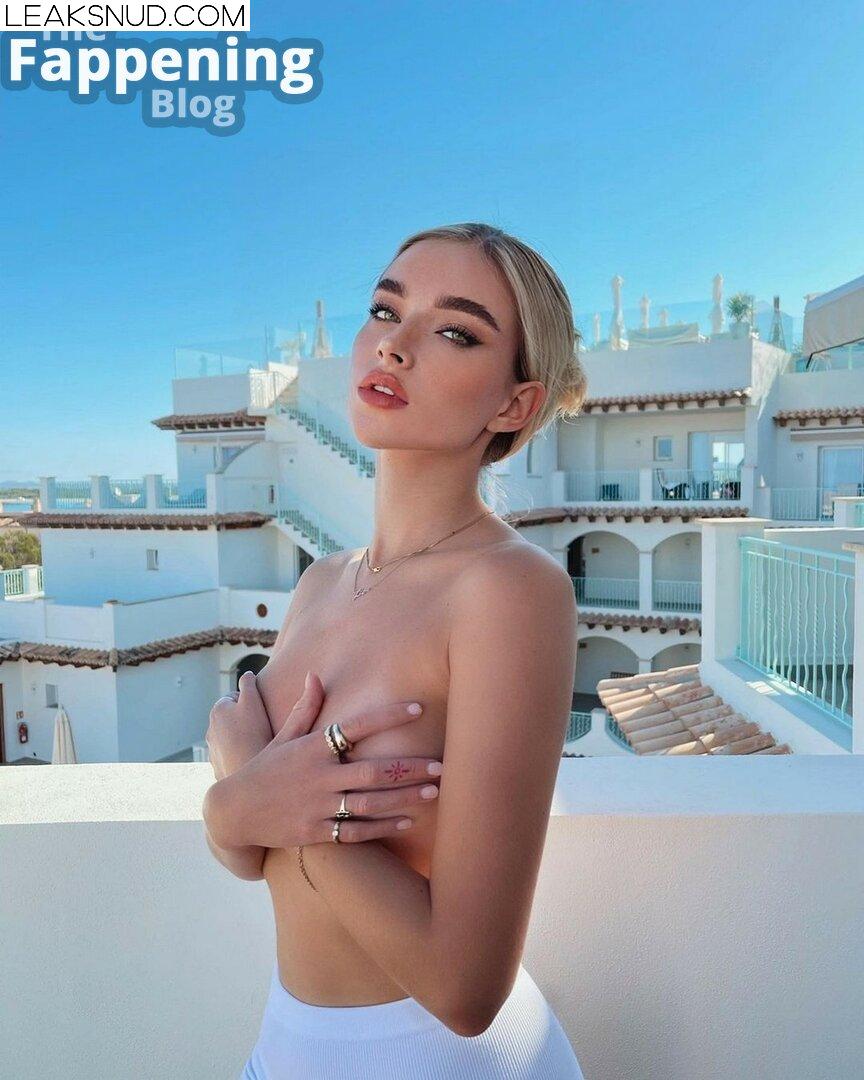 Antonia Freya Lidia / lydiafaithful / turnttoni Nude Leaks OnlyFans Photo 21