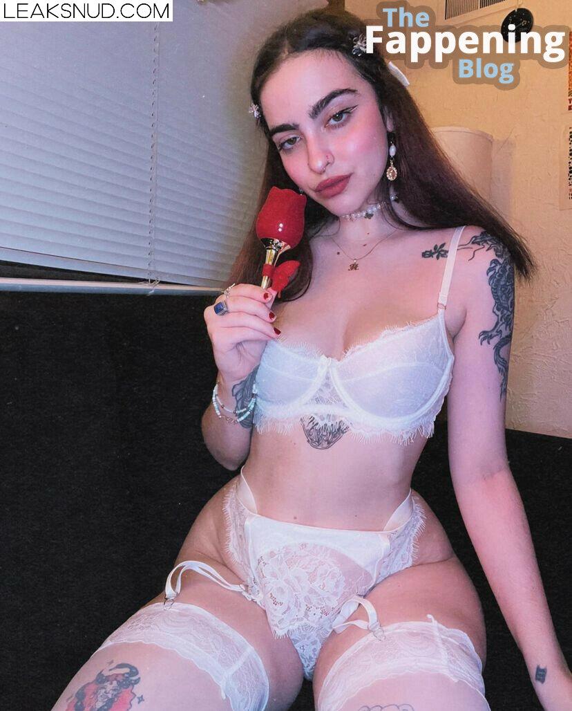 artbitch666 / huhlaynuh Nude Leaks OnlyFans Photo 38