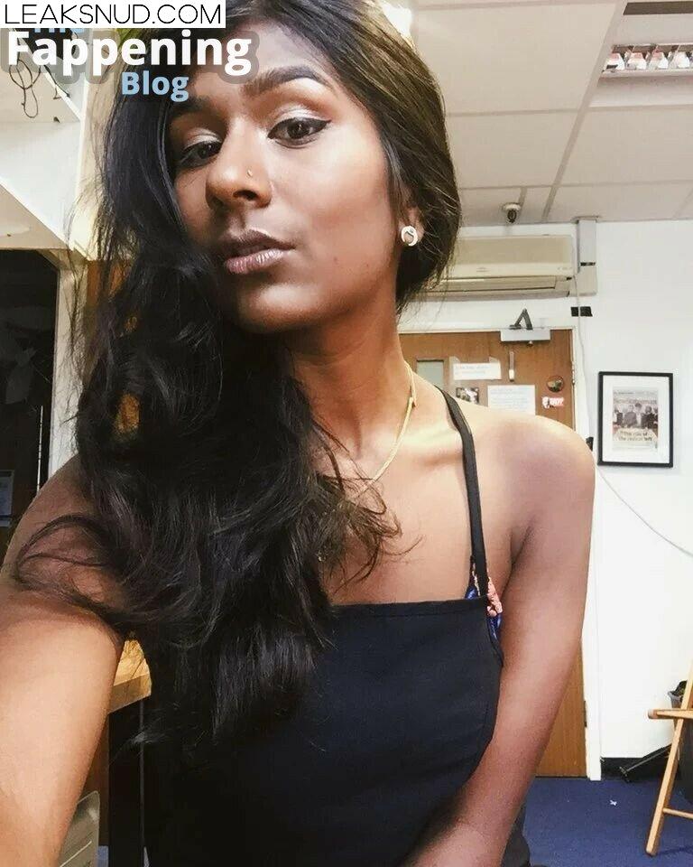 Ash Sarkar / ayocaesar Nude Leaks Photo 2