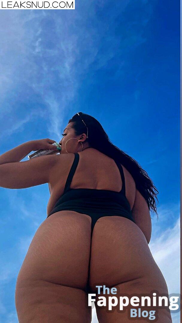 Aziastar / Rosemary Azia Pacheco / https: Nude Leaks OnlyFans Photo 42