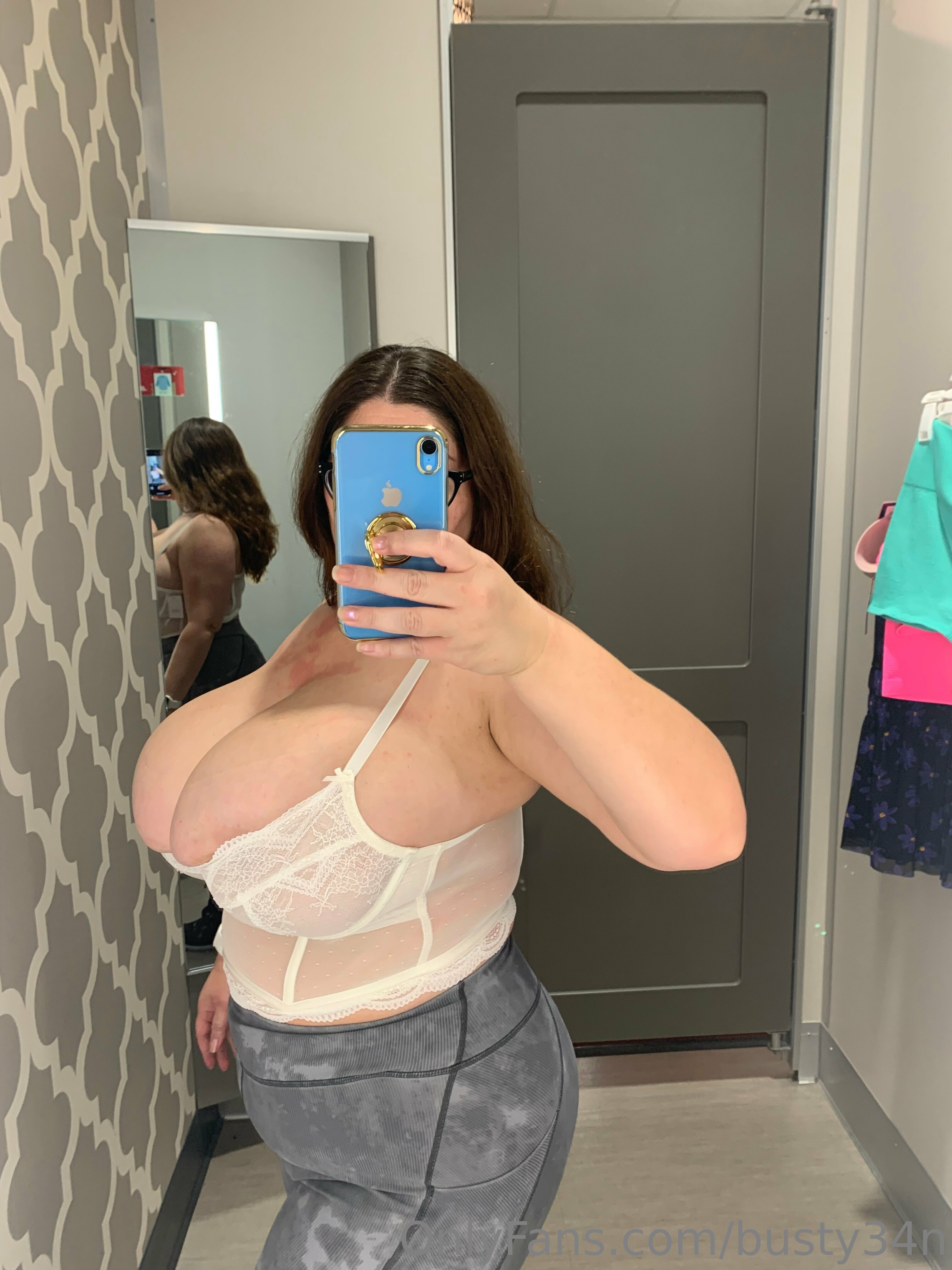 busty34n Erome Nude Onlyfans