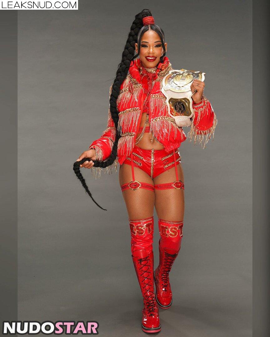 Bianca Belair / biancabelairwwe Nude Leaks Photo 27