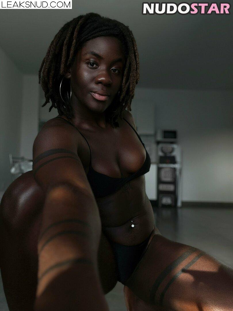 BinaNjikam Nude Leaks OnlyFans Photo 19