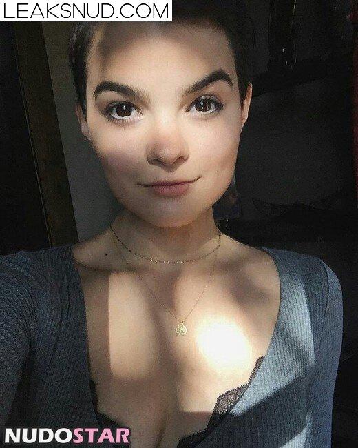 Brianna Hildebrand / briannahilde Nude Leaks Photo 23