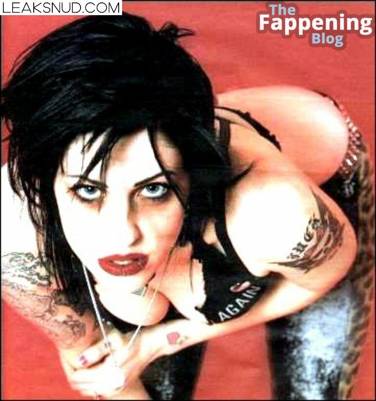 Brody Dalle / nerdjuice79 Nude Leaks Photo 20