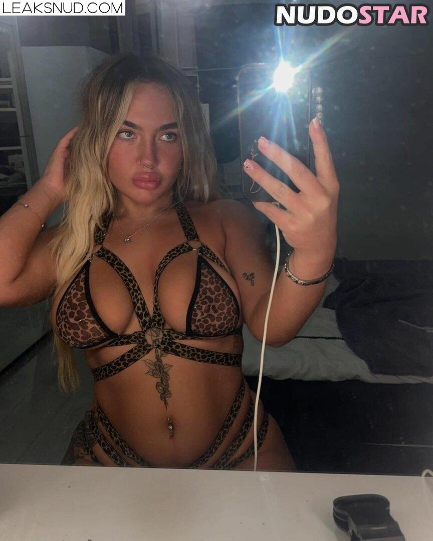 Caoimheeee / caoimhe_moreland / caoimhee Nude Leaks OnlyFans Photo 29