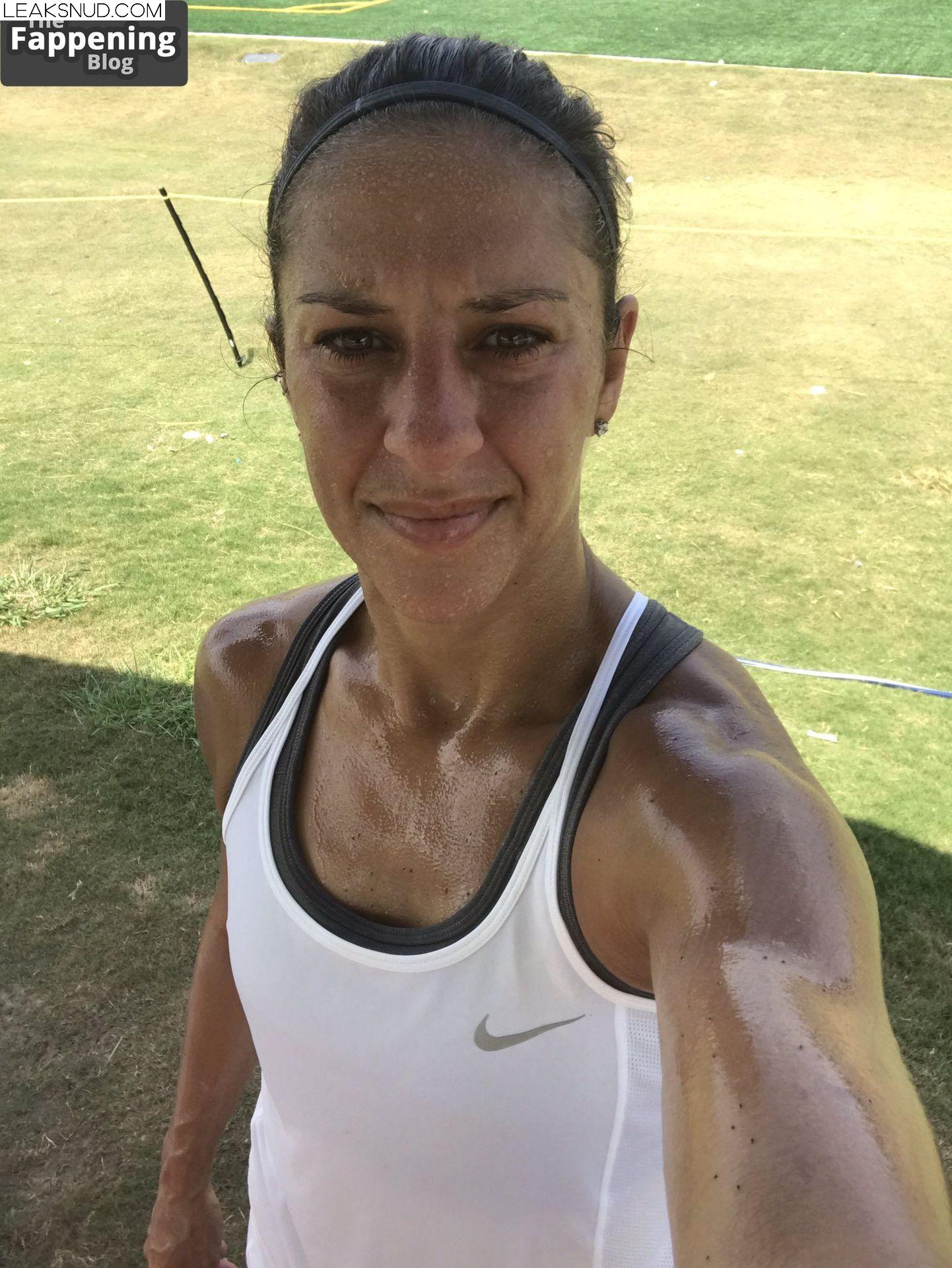 Carli Lloyd / carlilloyd Nude Leaks Photo 1