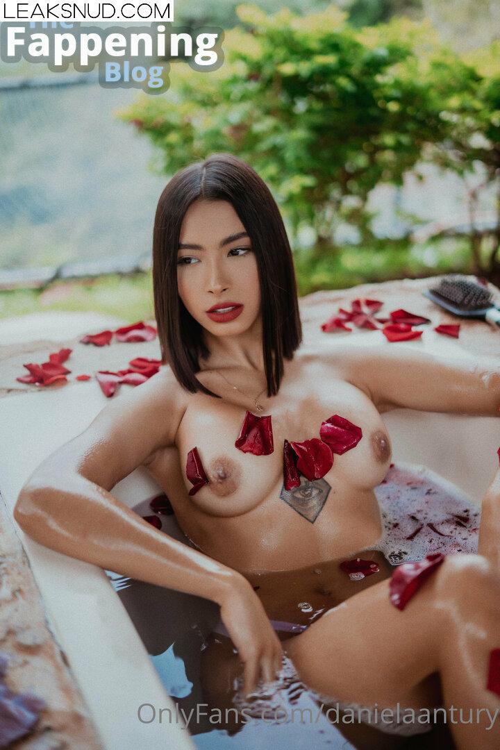 Daniela Antury / Danielaantury Nude Leaks OnlyFans Photo 23