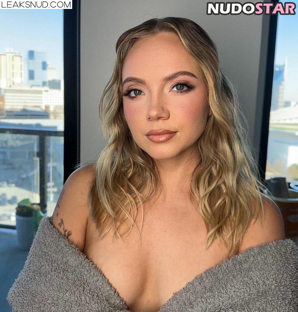 Danielle Bradbery / daniellebradbery / southdakotahottie Nude Leaks OnlyFans Photo 11