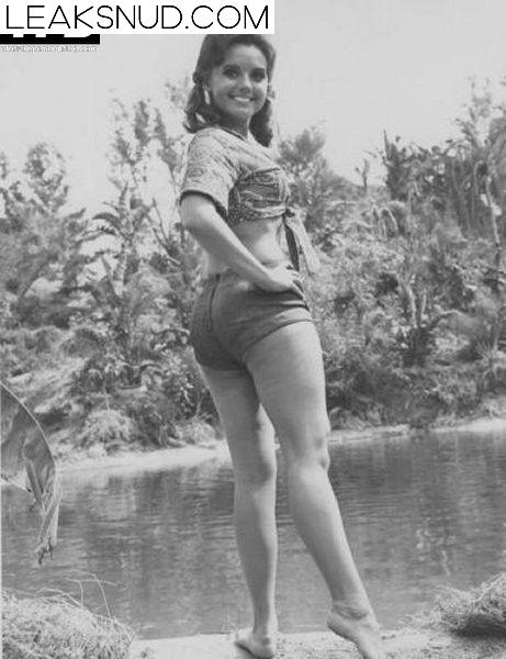 Dawn Wells Nude Leaks Photo 9