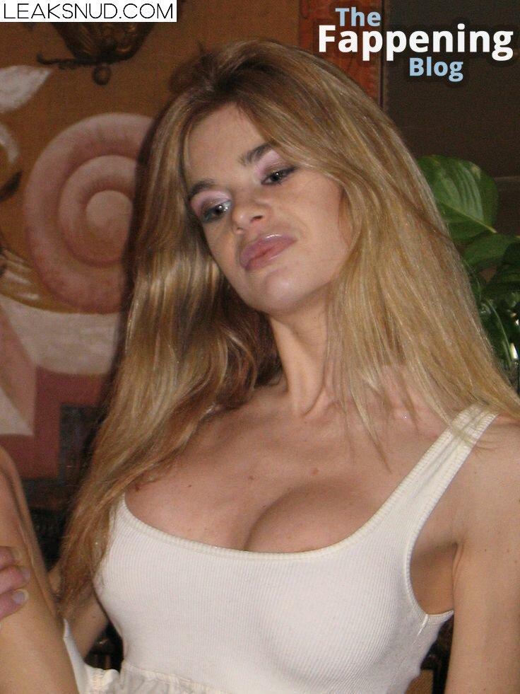 Ellen Muth Nude Leaks Photo 9