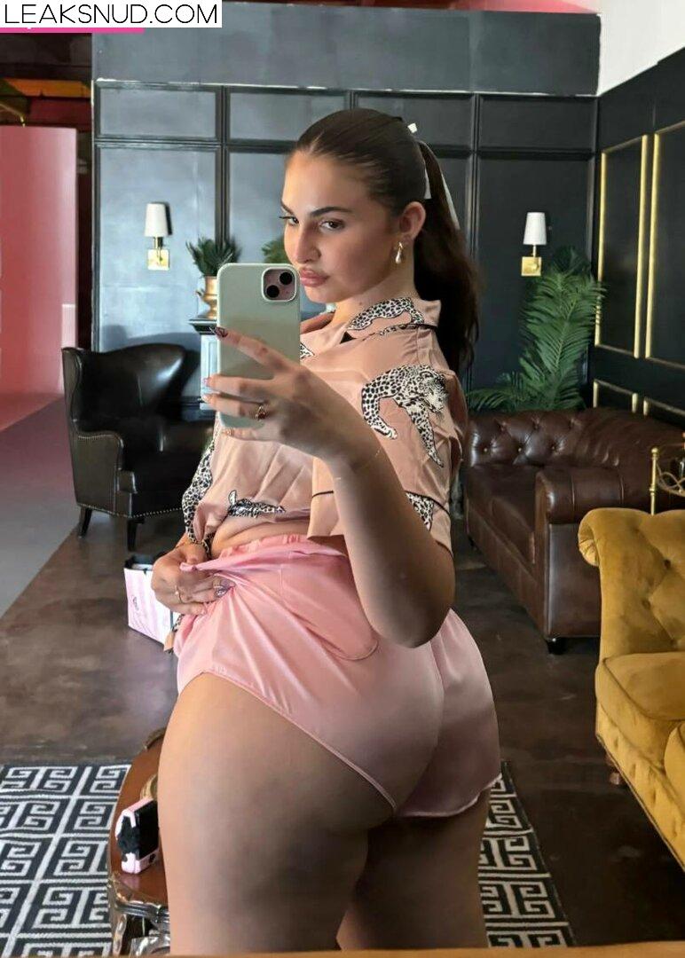 Emely Hernandez Erome Nude Onlyfans