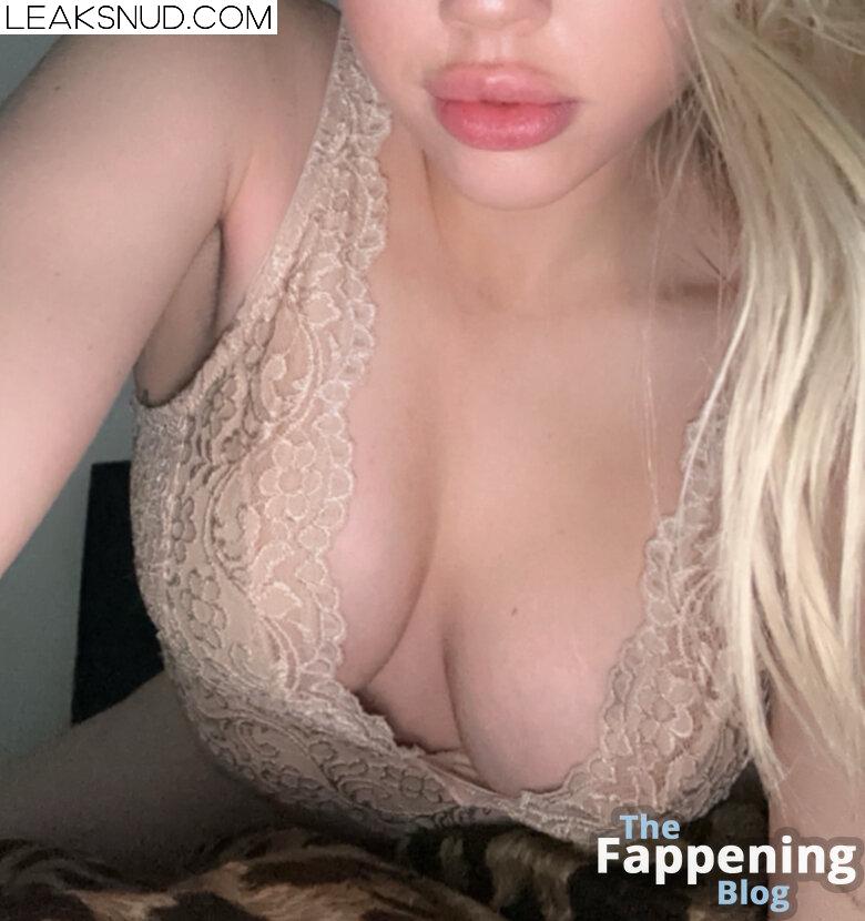 Hailsbee / hailsbbyy Nude Leaks OnlyFans Photo 25