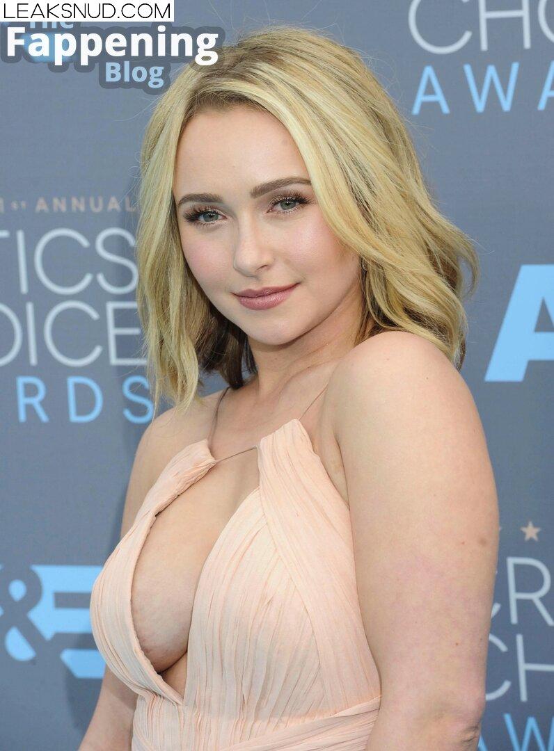 Hayden Panettiere / haydenpanettier / haydenpanettiere Nude Leaks Photo 1338