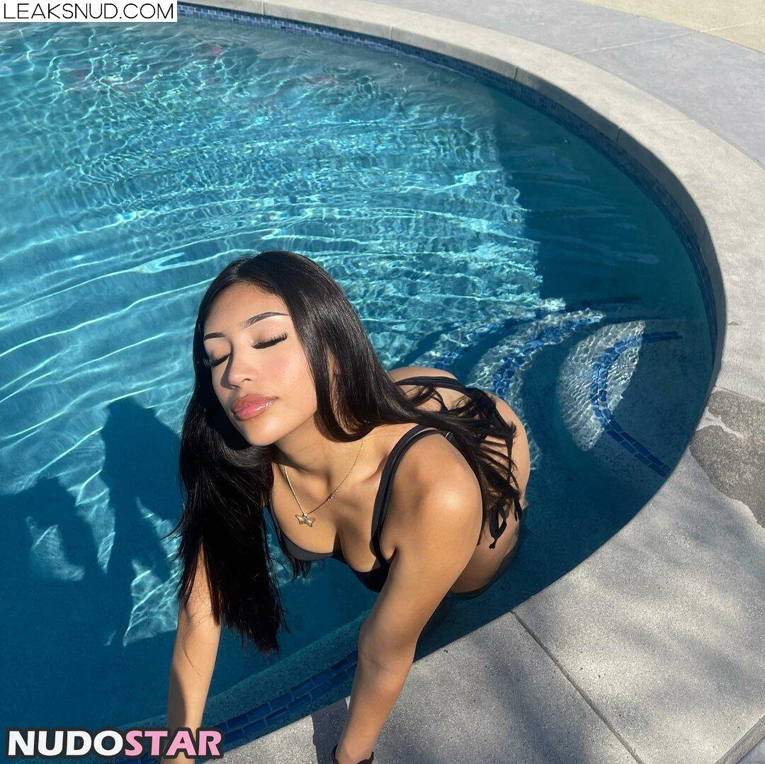 iluvmelodyy / melodymxrie / onlyyyylatinasss Nude Leaks OnlyFans Photo 13