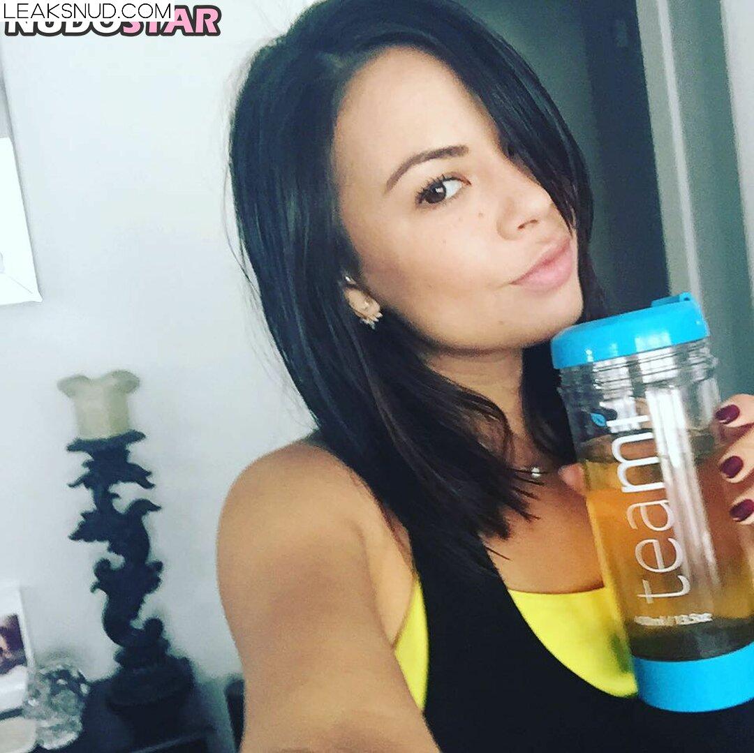 Janel Parrish Nude Leaks Photo 29