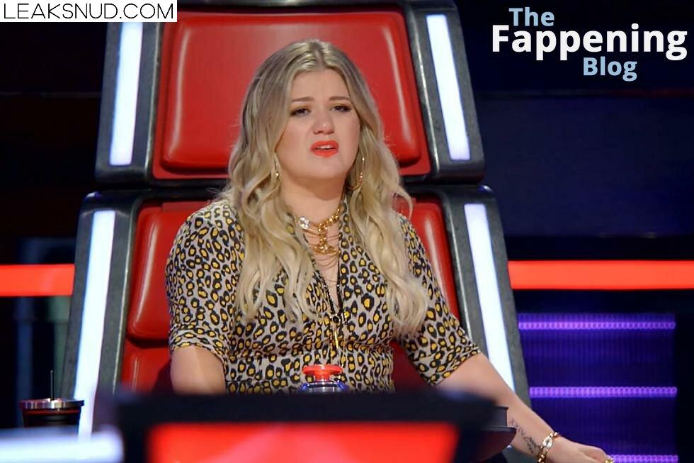 Kelly Clarkson / kellyclarkson Nude Leaks Photo 55