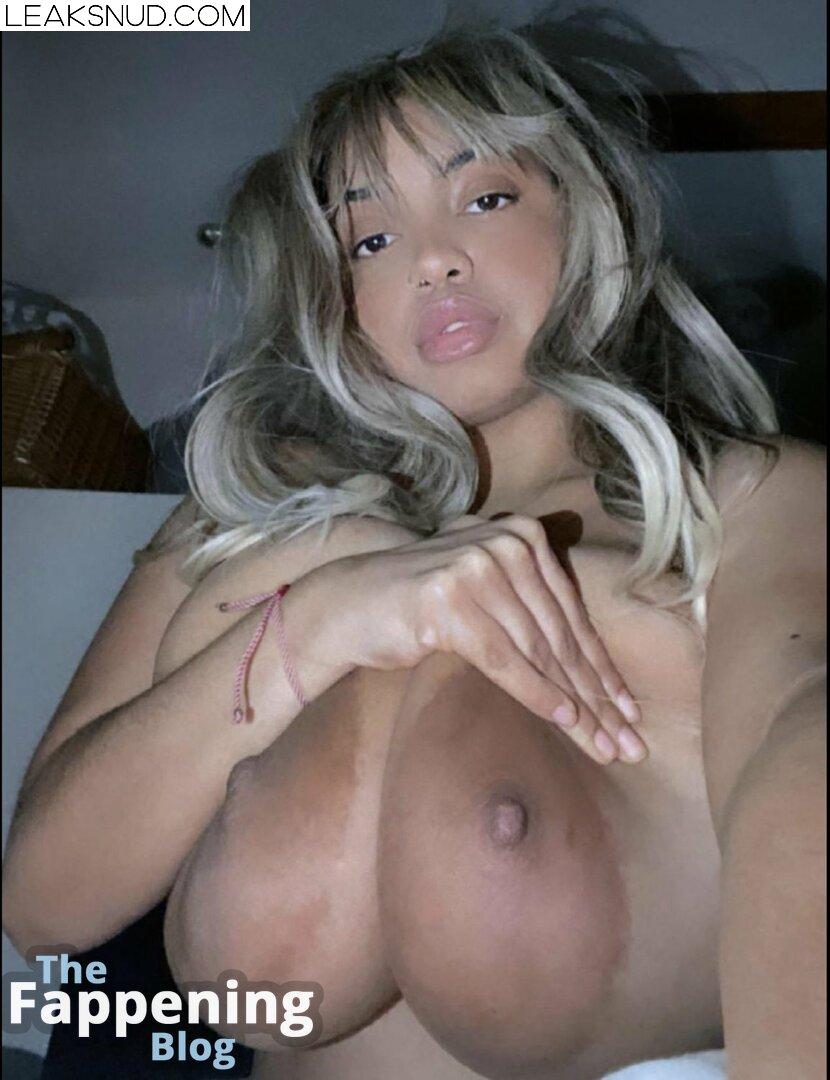 Layla / layla_roo / laylasmainaccount Nude Leaks OnlyFans Photo 29