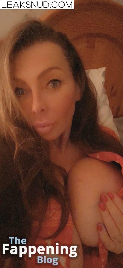 Lea Walker / leawalkerofficial / officiallyleawalker Nude Leaks OnlyFans Photo 1