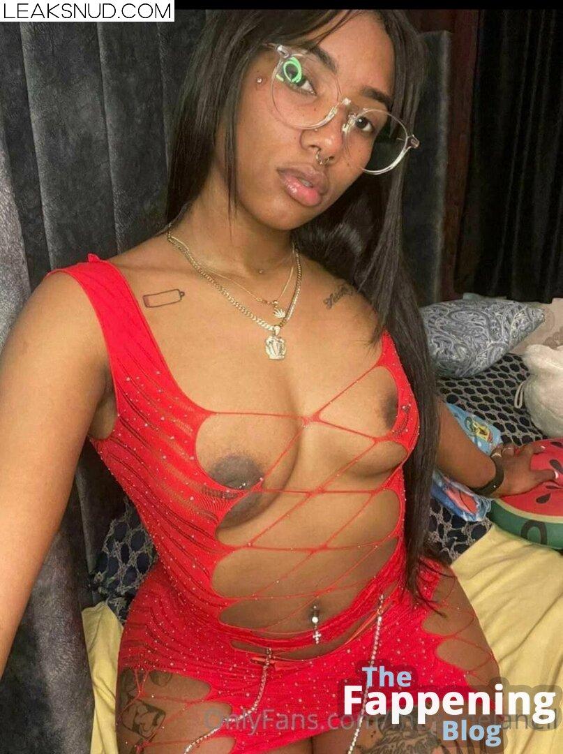 leonorbr29 / leonor_br29 Nude Leaks OnlyFans Photo 2