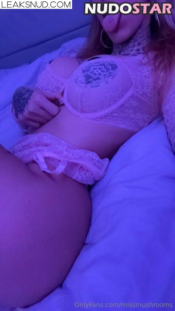 Missmushrooms / missmushr00ms Nude Leaks OnlyFans Photo 23