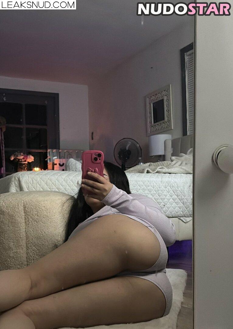 missyrackz / iriisileaa / irisilea / parlayprincesa / yungfreckz Nude Leaks OnlyFans Photo 30