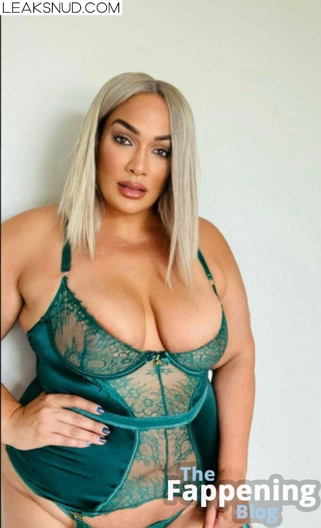 Nia Jax-Lina Fanene / LinaFanene Nude Leaks Photo 32