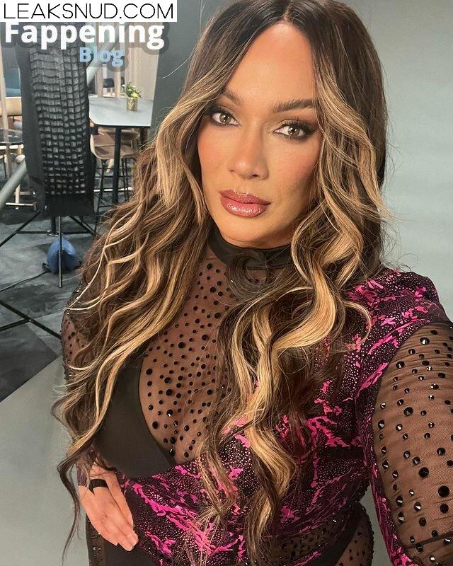 Nia Jax / niajaxwwe Nude Leaks Photo 28