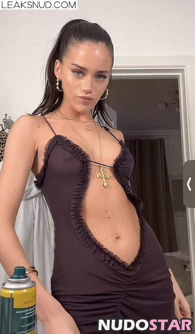 Olivia Neill / olivertoeneill / olivianeill / oliviaoneil Nude Leaks OnlyFans Photo 9