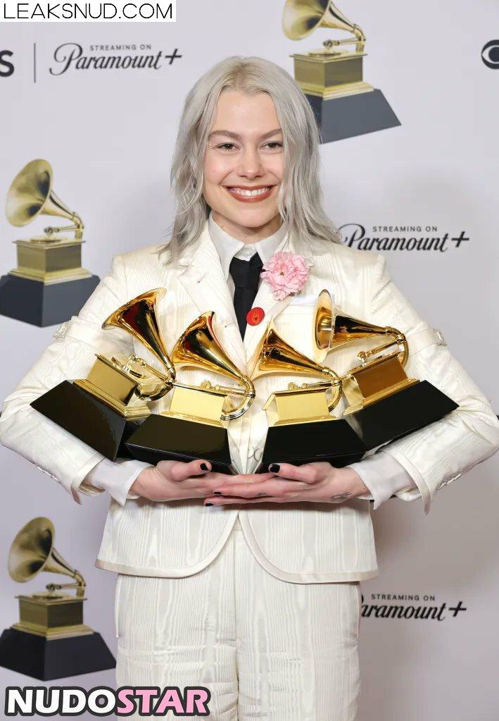 Phoebe Bridgers / https: / phoebebridgers Nude Leaks Photo 30