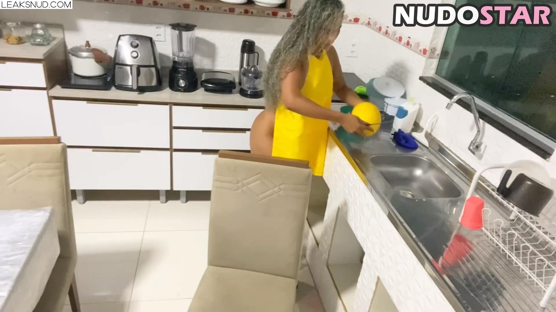 Renata Souza / Rezinha Youtuber / renataoficial1 Nude Leaks Photo 2