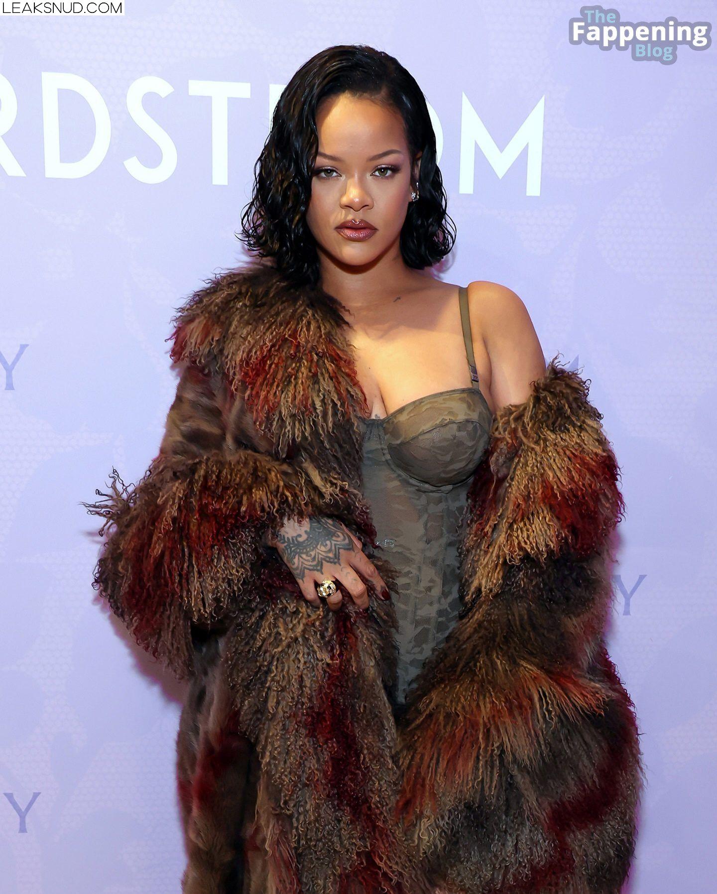 Rihanna / badgalriri Nude Leaks OnlyFans Photo 12817