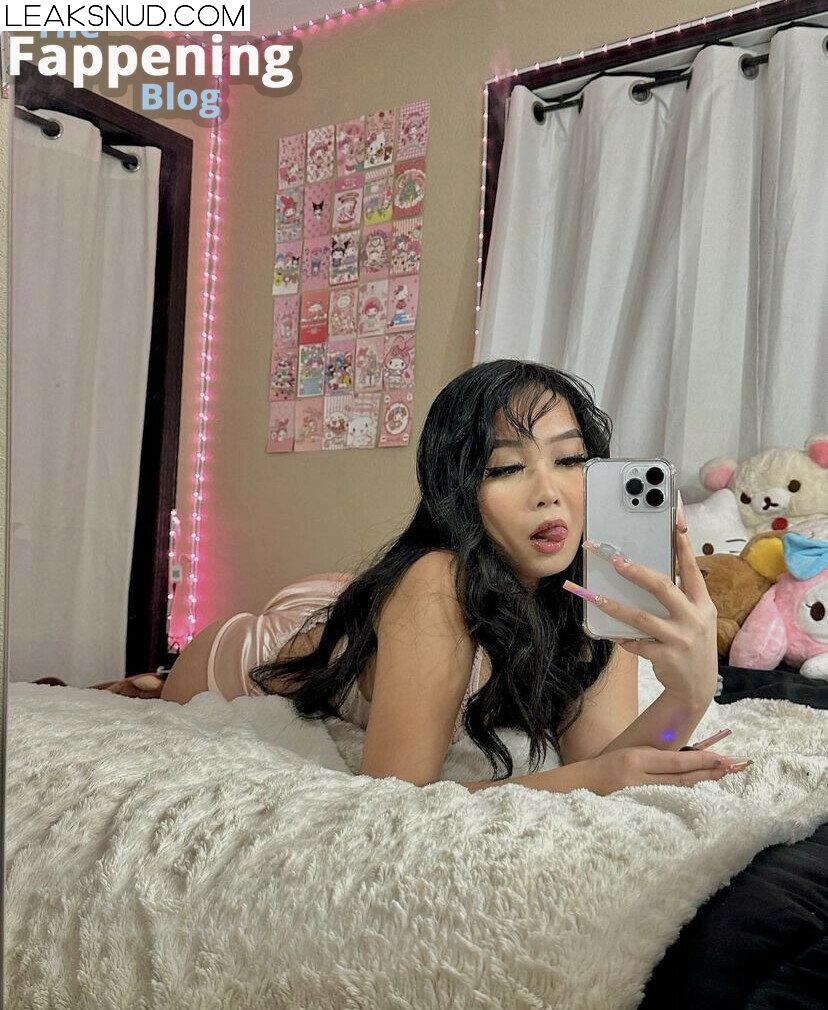 Samantha Yang Hmong / samanthayang._ / senpaiyang Nude Leaks OnlyFans Photo 44