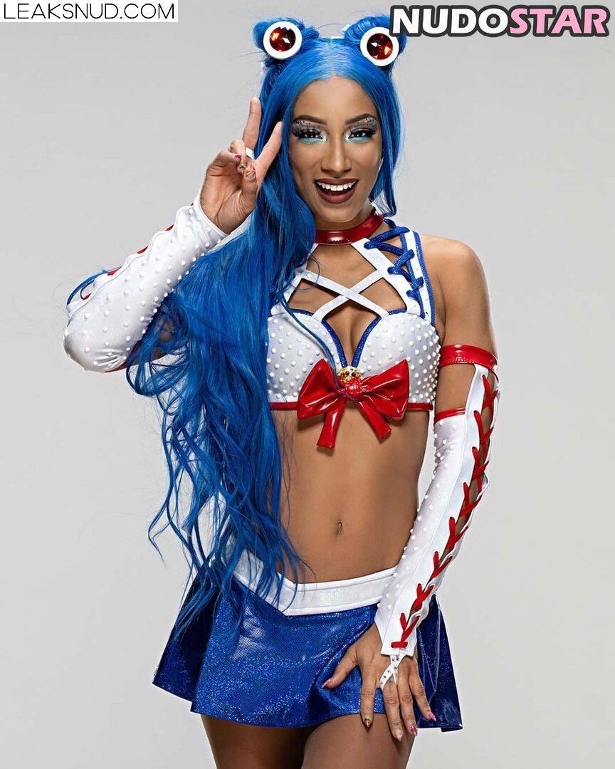 Sasha Banks / themercedesvarnado Nude Leaks Photo 22