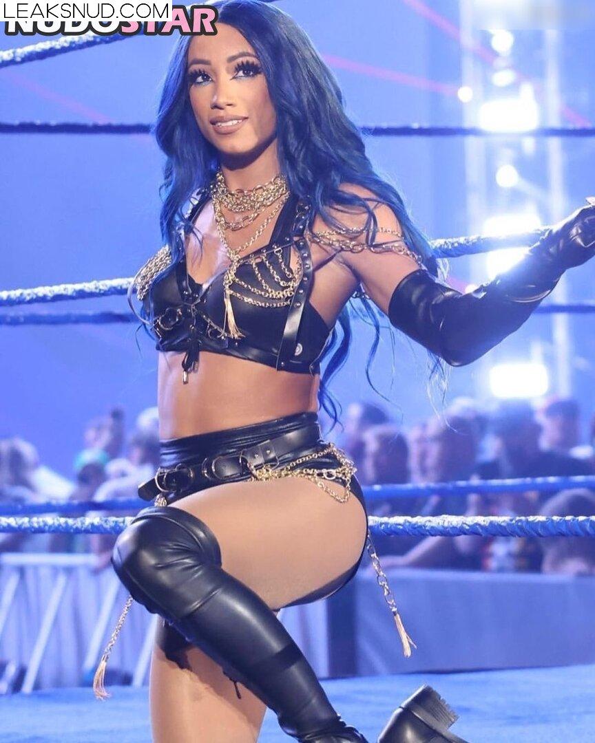 Sasha Banks / themercedesvarnado Nude Leaks Photo 24