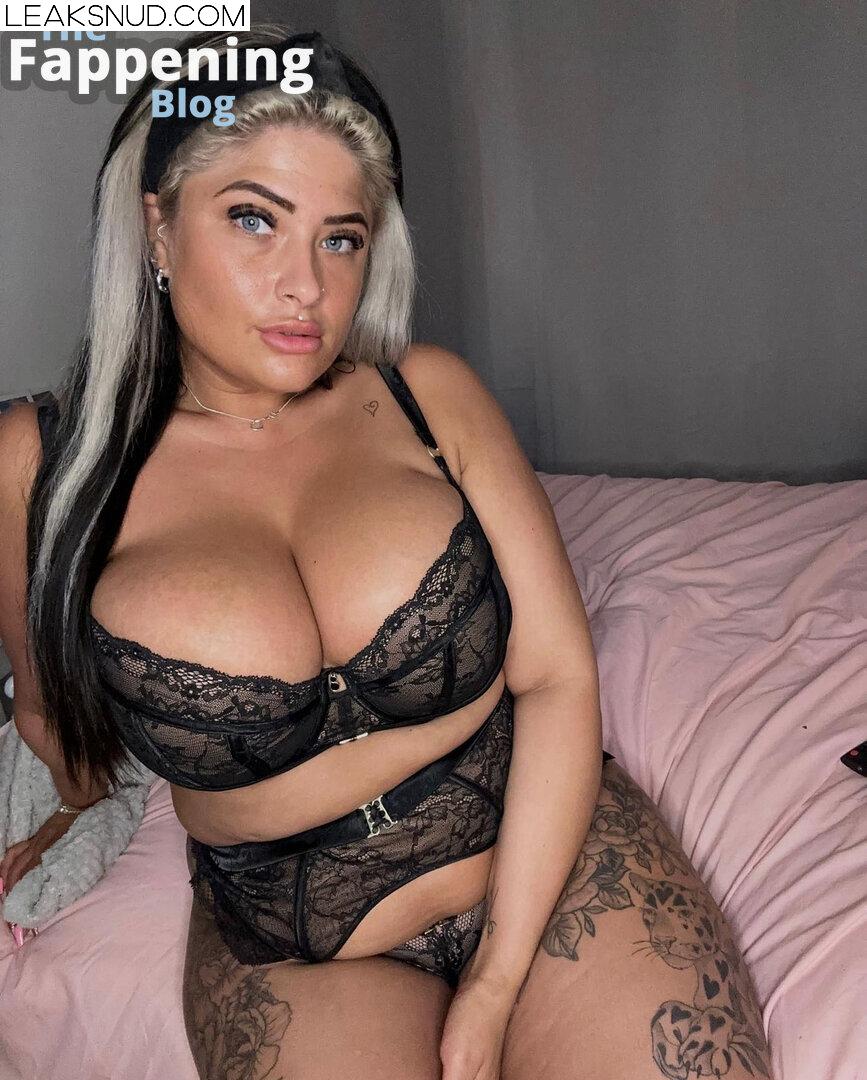 Shannon Paige Greaves / Curvyandilovei2 / curvyandiloveit / shannonpaige_g Nude Leaks OnlyFans Photo 4