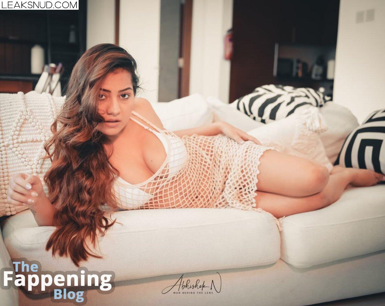 Simran Kaur / symrann.k Nude Leaks Photo 39