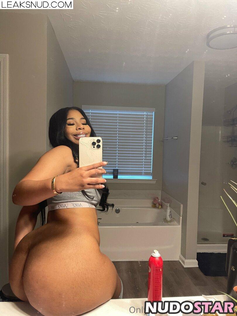 thiccscuitt Nude Leaks Photo 26