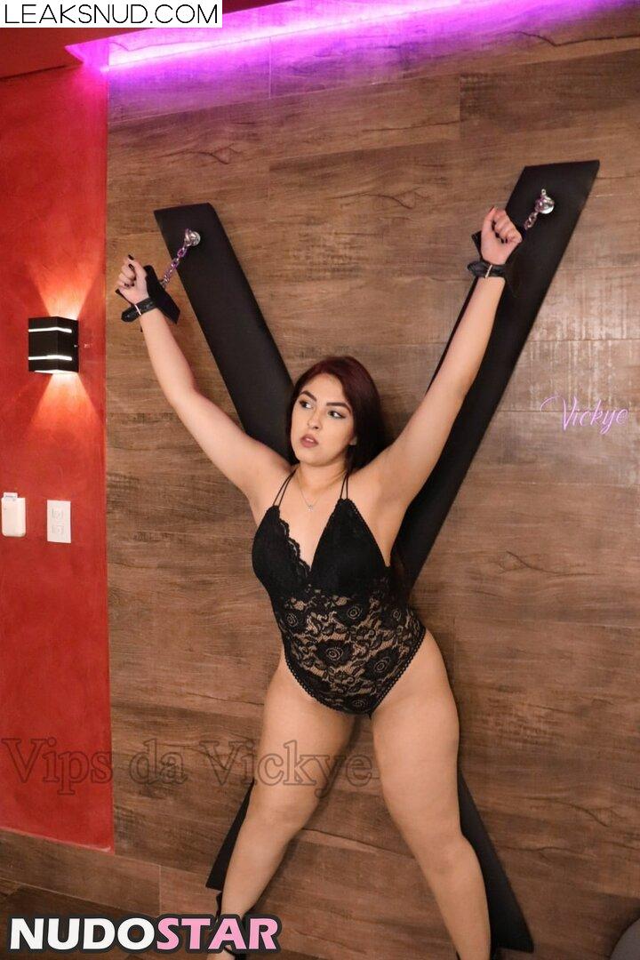 Vickye / Cosvickye / vitoriacamilo Nude Leaks OnlyFans Photo 23