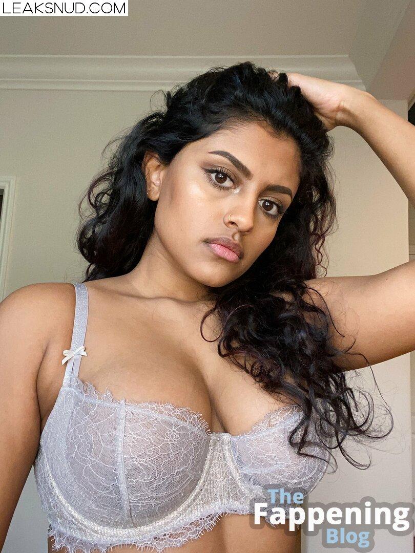 Yamini Nambimadom / yaminidoescomedy / yamininosebest Nude Leaks Photo 24